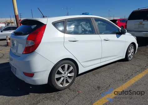 2013 Hyundai Accent Se из США, поврежденный, VIN KMHCU5AE5DU073562